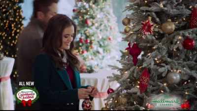 Well, she'll definitely be
at the party, - Christmas at Dollywood