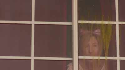 - Well, she's just a sweet
old man, I was thinking - Room for Rent