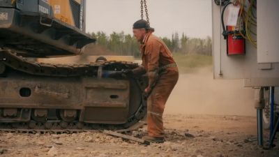 Well, she's pinned together. - Gold Rush