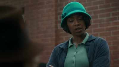 - Well, she's putting up - Frankie Drake Mysteries