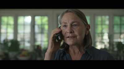Well, sit tight, and I'll, um… - Five Days at Memorial