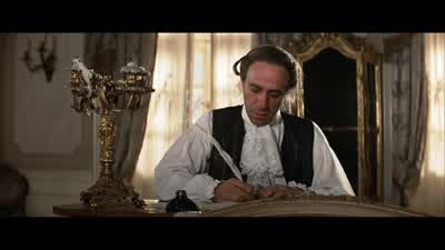 We'll stop for a moment. - Amadeus