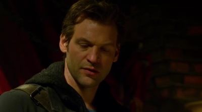 - Well, if sunlight doesn't
kill him, what does? - The Strain