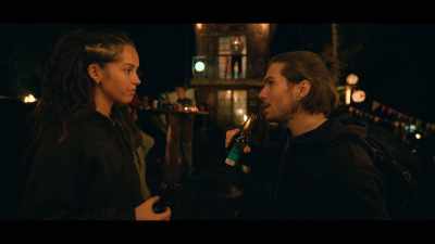 -Well, Suzanne's not running a hotel.
-Hmm. - A Place to Fight For