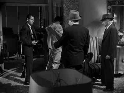 We'll take your gun, Dave. - The Big Heat