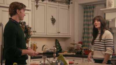 Well, thanks for all of your
help tonight. - A '90s Christmas