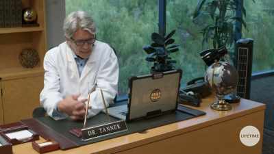 Well, that's not so bad, I mean, - Stalked by My Doctor: A Sleepwalker's Nightmare