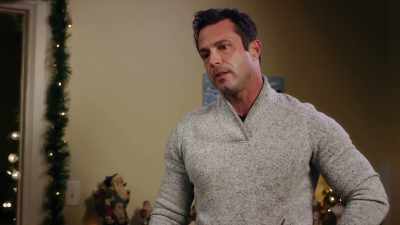 - Well that's why I send
them, to keep in touch. - Christmas Lover's Anonymous