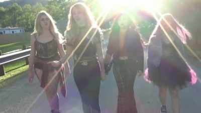 - Well, the band starts at nine, - Dark October