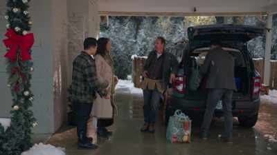 Well, the kind that blew up
when we plugged stuff in. - Christmas on Cherry Lane