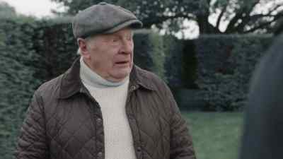Well, the lady's here all week.
There's time. - Christmas at Plumhill Manor