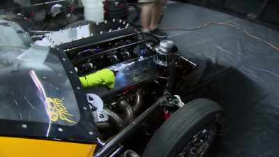 Well, if the oil pressure
drops below 50, - Street Outlaws No Prep Kings Team Attack