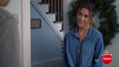 Well, the sam I know
takes her work very seriously. - The Holiday Fix Up