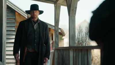 Well, there's
his wanted poster right there. - Desperate Riders