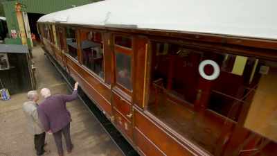 Well, these are the original
panels probably form 1912 - Great Rail Restorations with Peter Snow