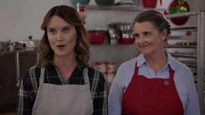 Well, they're different recipes, - Christmas Wreaths and Ribbons