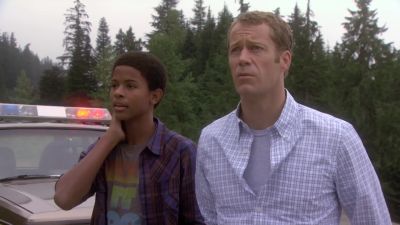 - WELL, THINGS JUST
GOT WEIRDER. - Eureka