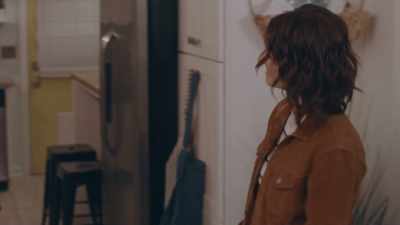 Well, uh, let's eat.
Where's Mom? - Her Affair to Die For