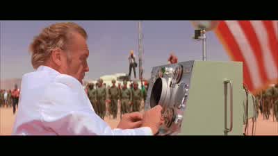 Well? Wait a moment. - Mars Attacks!