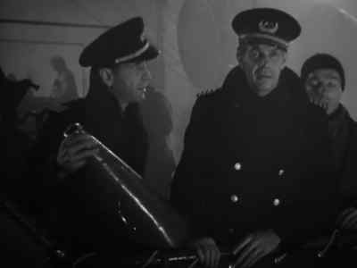 Well, we‘ve just missed
some nice fireworks. - Action in the North Atlantic