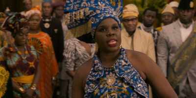 Well, well, I was just thinking,
since we're related, - Coming 2 America
