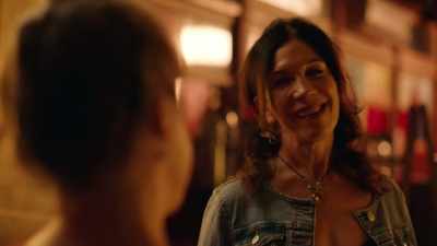 - Well, well,
would you look at that. - Moonshine