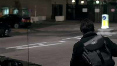 - Well, that went rather well, right? - Hustle