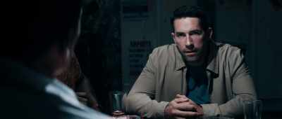 - Well, what's the job?
- Go and see Hyde. - Avengement