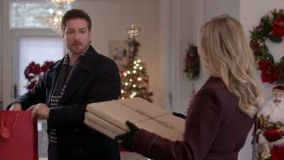 Well, why don't we
set everything up first, - Catering Christmas