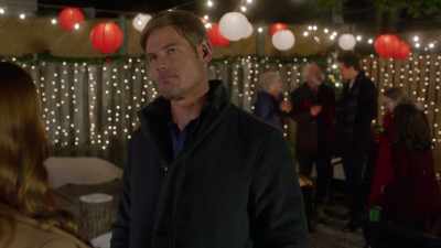 - Well, with your mom getting
married, she'll have Carter, - 'Twas the Text Before Christmas