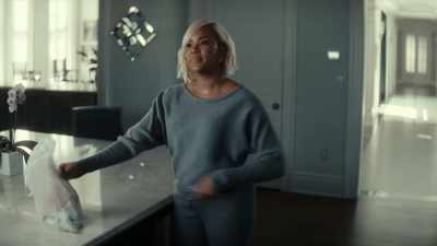 - Well if you didn't
have a bitch over here - One Night Stay
