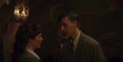 Well, you'll be joining a long
queue. I know where you live. - Agatha and the Midnight Murders