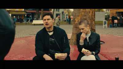 - Well, if you're going
to drown your sorrows - Pitch Perfect: Bumper in Berlin