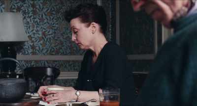 Well, if you're going
to make her a ghost... - Phantom Thread