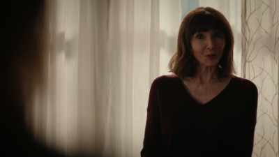 - Well, you've got to know
the right people. - Zoey's Extraordinary Playlist