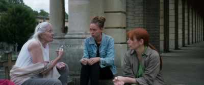 Wendy darling, would you mind
leaving us alone for a moment? - The Lost Girls