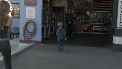WENDY:
There's Daddy. Go. - Sons of Anarchy