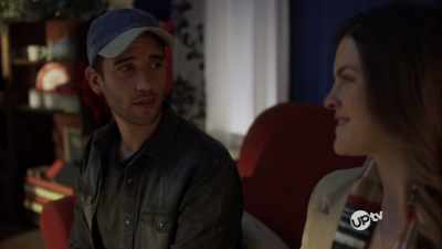We're a really tight
knit community - A Christmas Recipe for Romance