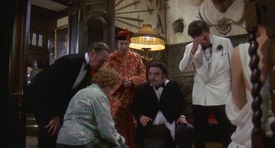 We're all experienced criminologists - Murder by Death