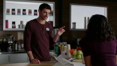 We're also doing a special
on cake pops - Pretty Little Liars: The Perfectionists