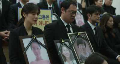We're also joined by Dr. Jung Tae-hoon, - Toxic