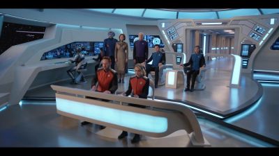 We're approaching Krill
space, Captain. - The Orville