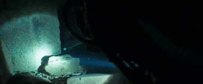 We're at 20 feet. - The Dive