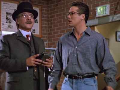 We're back at "The Planet." - Lois & Clark: The New Adventures of Superman