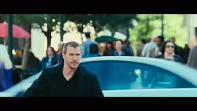 We're being followed. - Jack Reacher: Never Go Back
