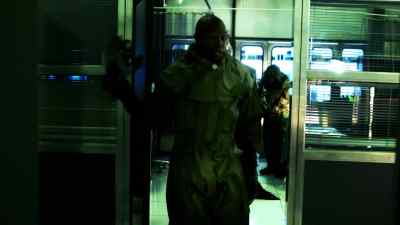 We're clear. - Nikita