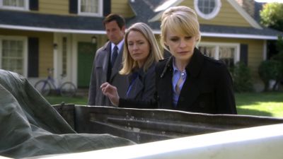 We're clear. - Cold Case