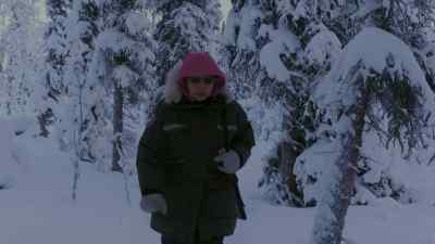 We're coming up on my sets over
here. - The Last Alaskans