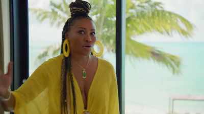 We're definitely
having a conversation - The Real Housewives Ultimate Girls Trip
