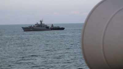 We're doing a sail-past.
This will be our final act - Warship: Life at Sea